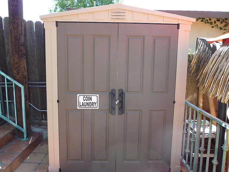 Detail Gallery Image 19 of 19 For 22942 Crespi St, Woodland Hills,  CA 91364 - 7 Beds | 5 Baths