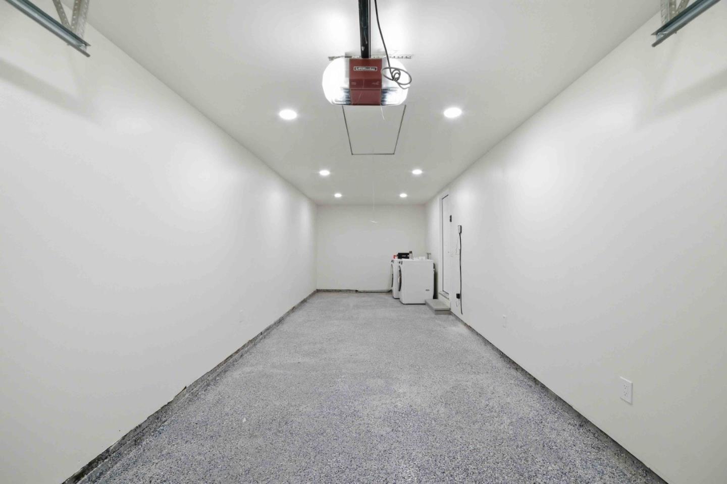 Detail Gallery Image 39 of 41 For 552 Borregas Ave, Sunnyvale,  CA 94085 - 5 Beds | 3 Baths