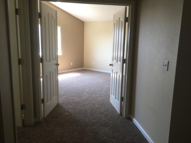 Detail Gallery Image 8 of 11 For 2290 Ventana Ct, Hollister,  CA 95023 - 5 Beds | 3 Baths