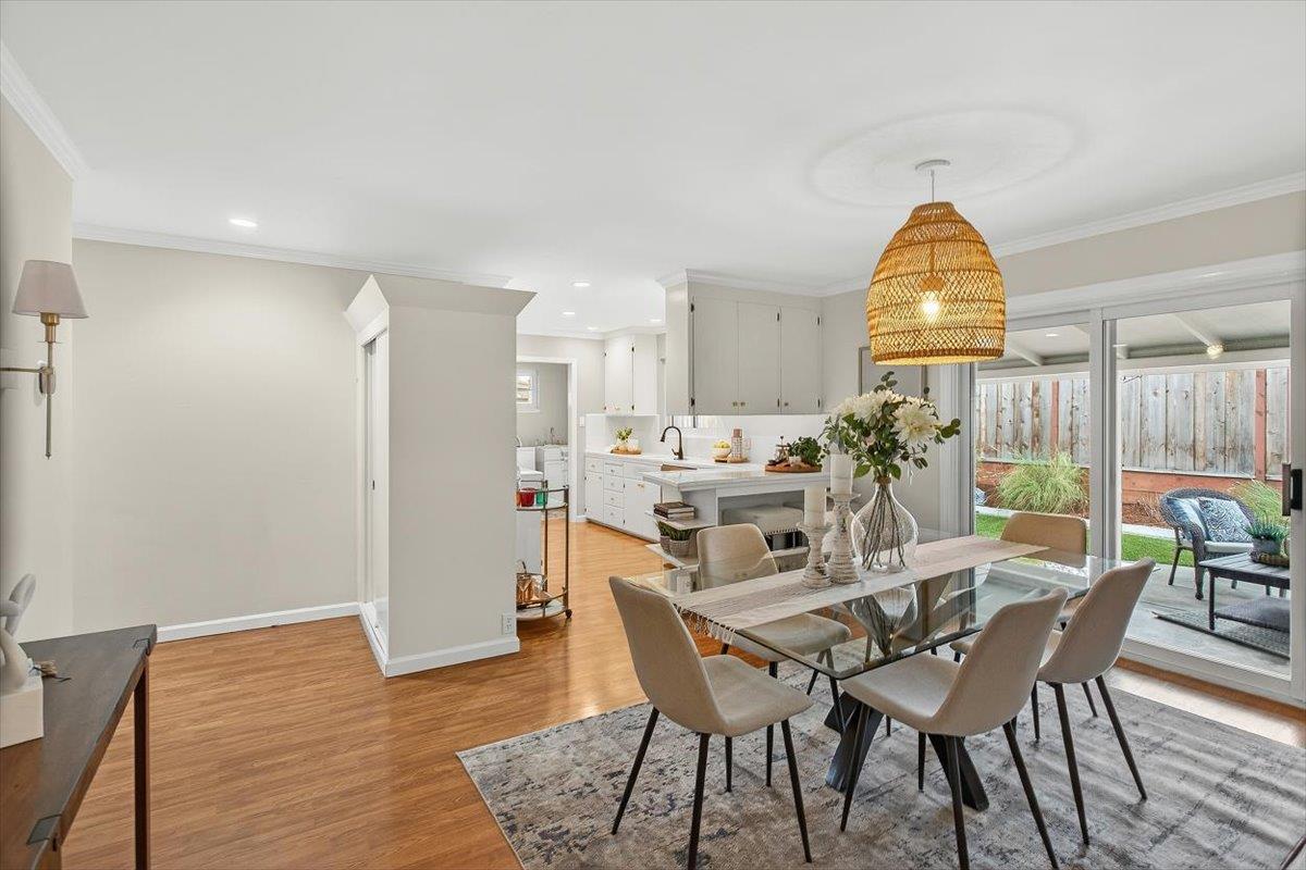 Detail Gallery Image 5 of 26 For 1036 Pascoe Ave, San Jose,  CA 95125 - 3 Beds | 2 Baths