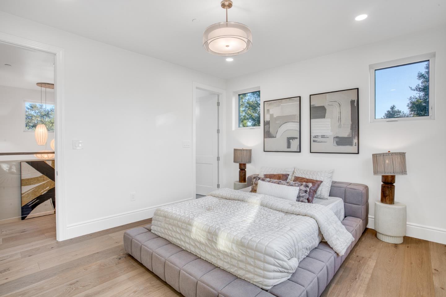 Detail Gallery Image 22 of 73 For 1006 Judson Dr, Mountain View,  CA 94040 - 6 Beds | 5 Baths