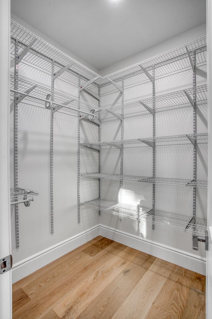 Detail Gallery Image 26 of 73 For 1006 Judson Dr, Mountain View,  CA 94040 - 6 Beds | 5 Baths