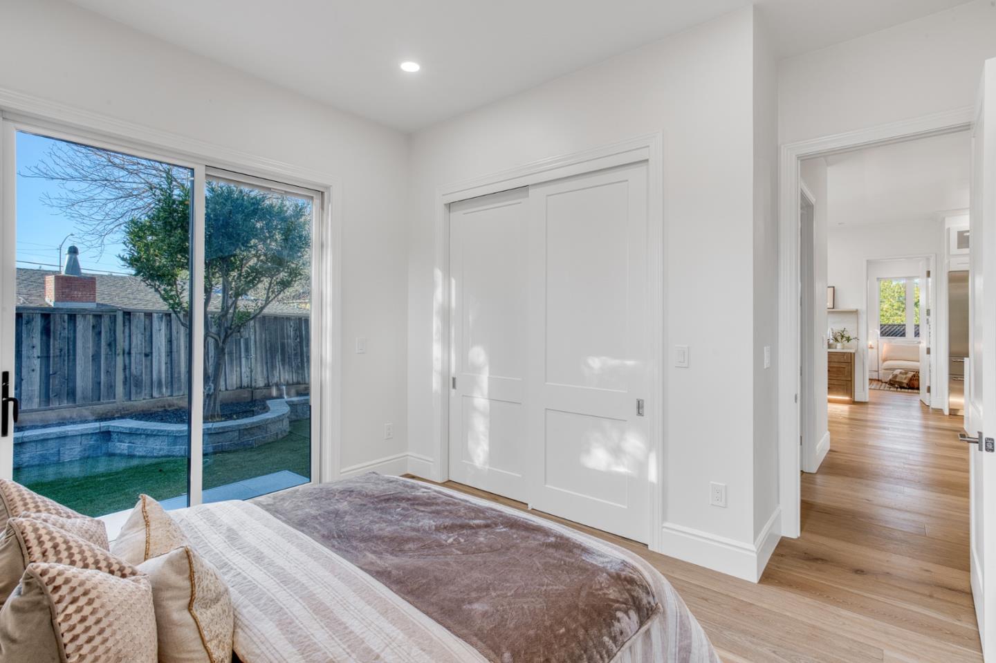 Detail Gallery Image 36 of 73 For 1006 Judson Dr, Mountain View,  CA 94040 - 6 Beds | 5 Baths