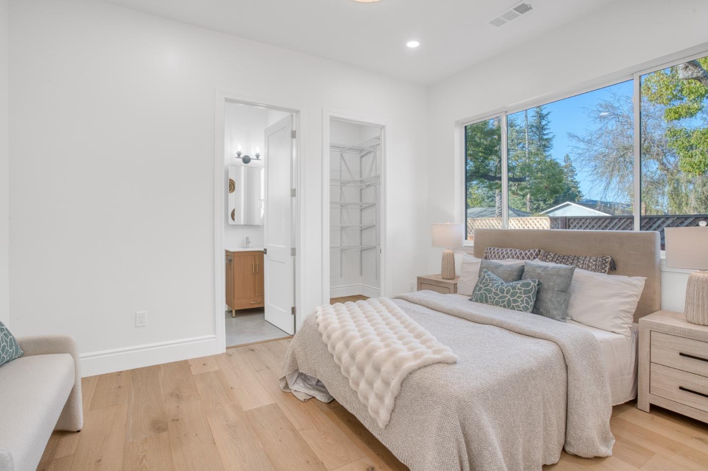 Detail Gallery Image 44 of 73 For 1006 Judson Dr, Mountain View,  CA 94040 - 6 Beds | 5 Baths