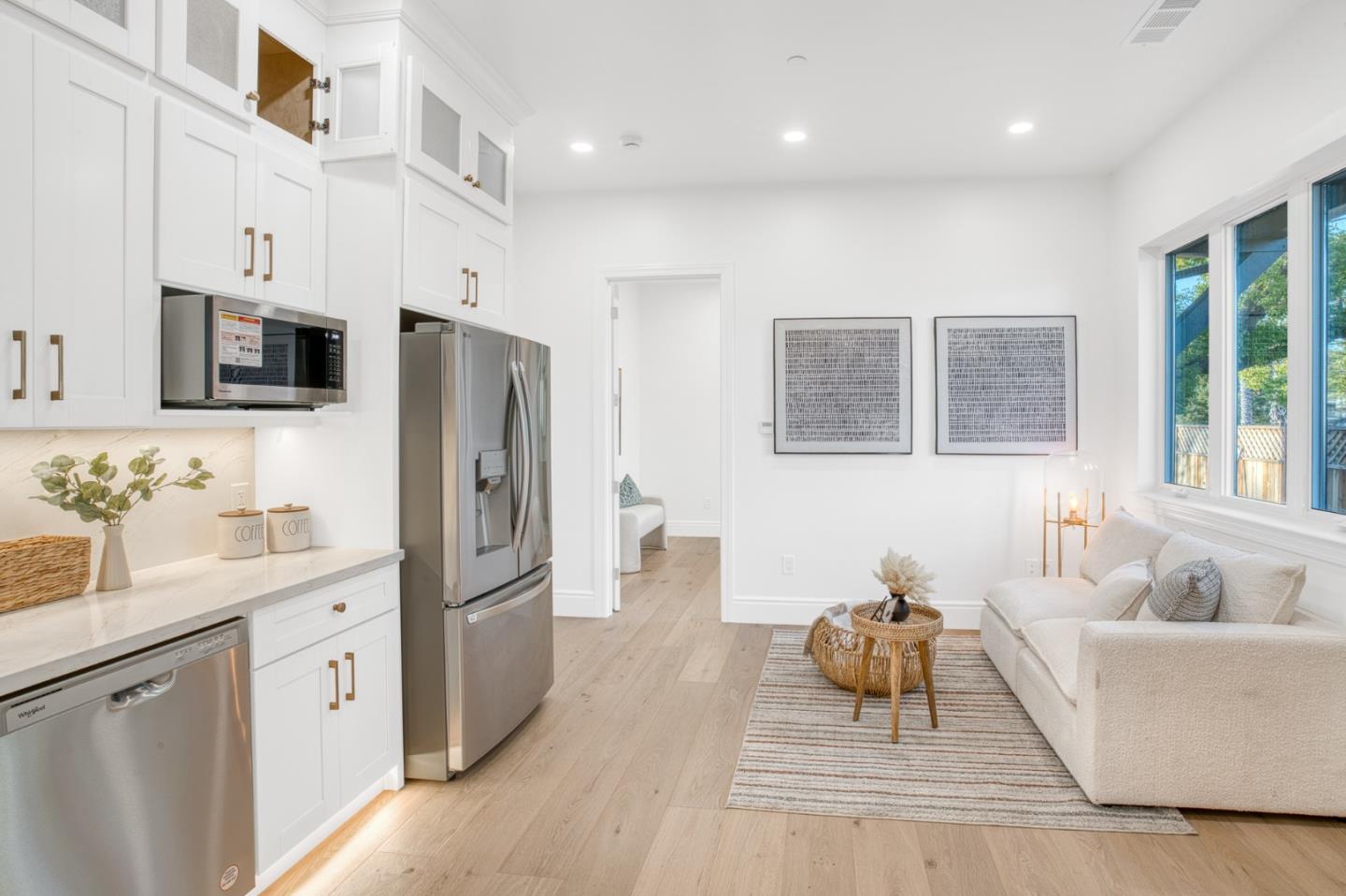 Detail Gallery Image 51 of 73 For 1006 Judson Dr, Mountain View,  CA 94040 - 6 Beds | 5 Baths