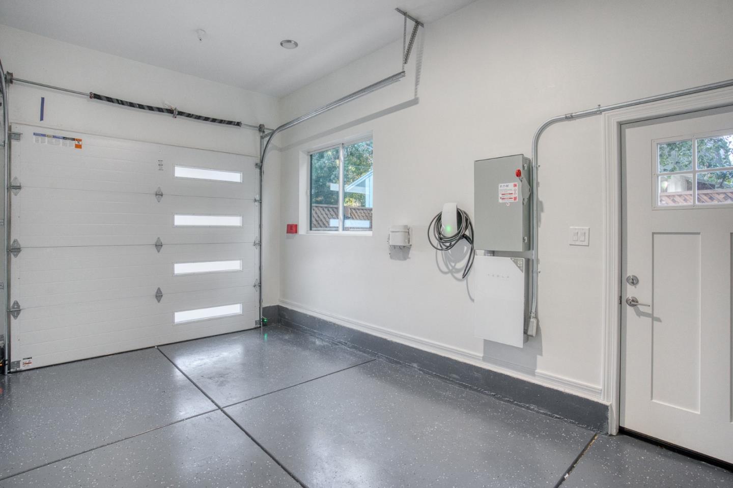 Detail Gallery Image 61 of 73 For 1006 Judson Dr, Mountain View,  CA 94040 - 6 Beds | 5 Baths