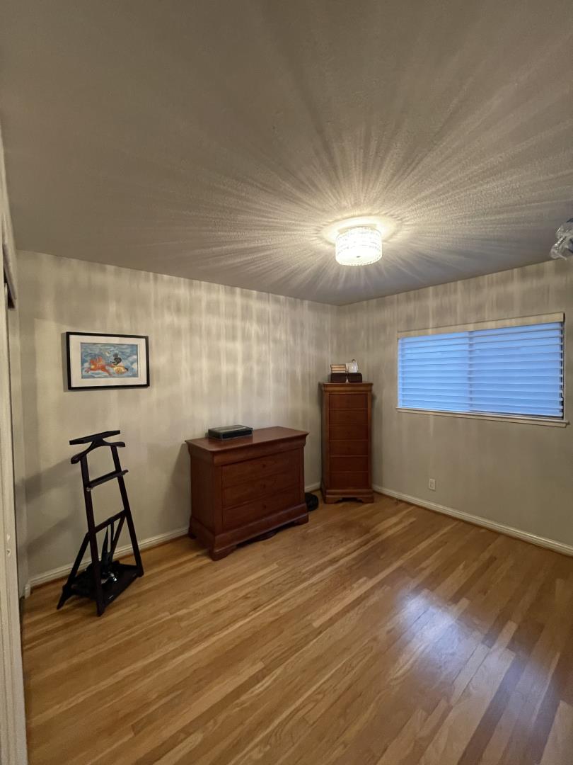 Detail Gallery Image 11 of 21 For 1079 Drexel Way, San Jose,  CA 95121 - 3 Beds | 2 Baths