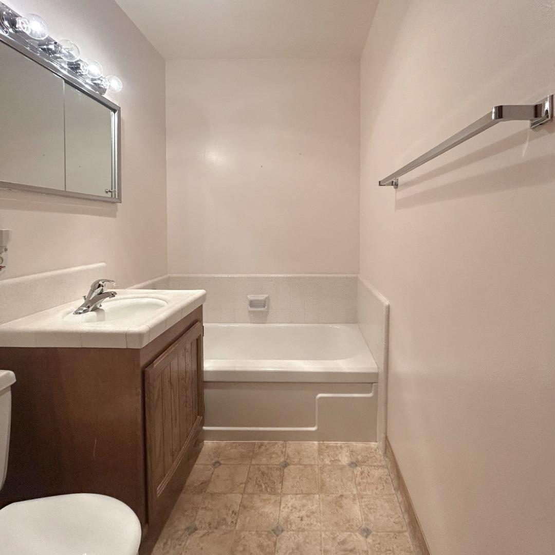 Detail Gallery Image 17 of 27 For 223 Shasta St, Watsonville,  CA 95076 - 3 Beds | 2 Baths