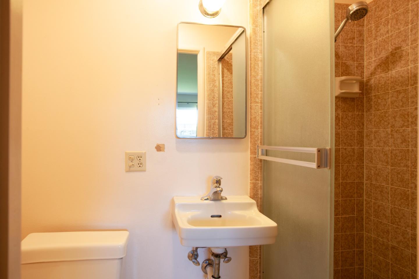 Detail Gallery Image 18 of 27 For 223 Shasta St, Watsonville,  CA 95076 - 3 Beds | 2 Baths