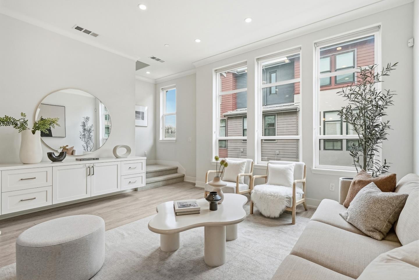 Photo #5: ML82035076 Listing: Photo #5