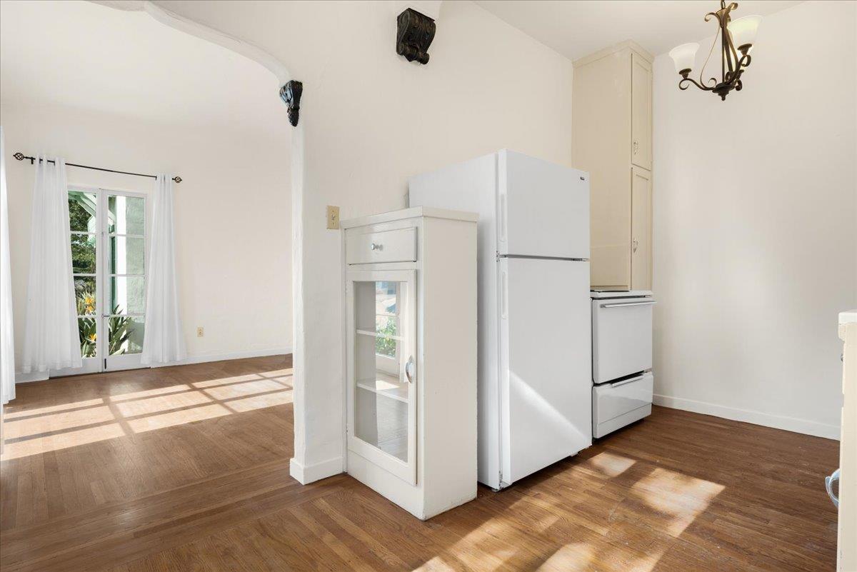 Detail Gallery Image 11 of 27 For 15 Hawthorne Way, San Jose,  CA 95110 - – Beds | – Baths