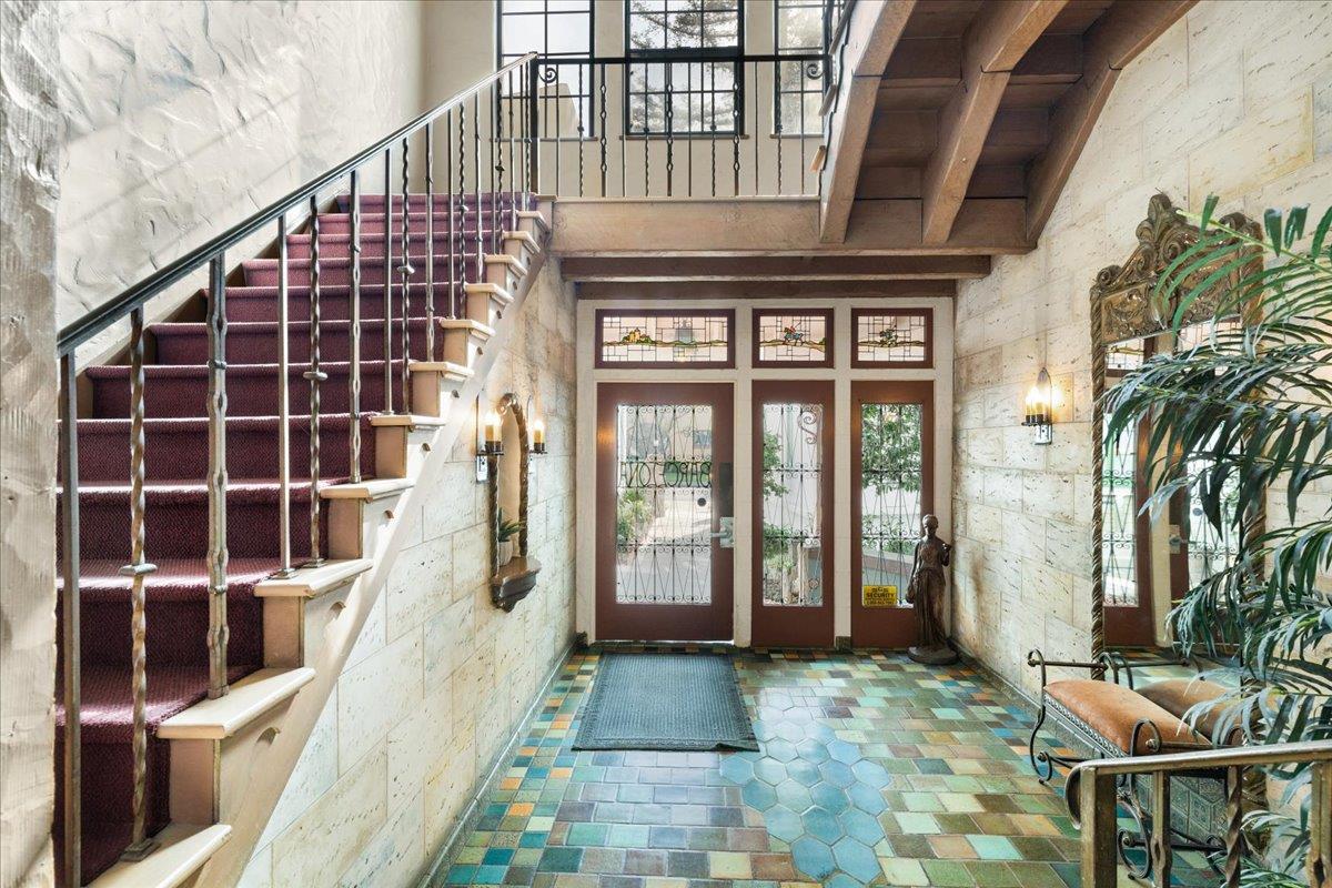 Detail Gallery Image 5 of 27 For 15 Hawthorne Way, San Jose,  CA 95110 - – Beds | – Baths