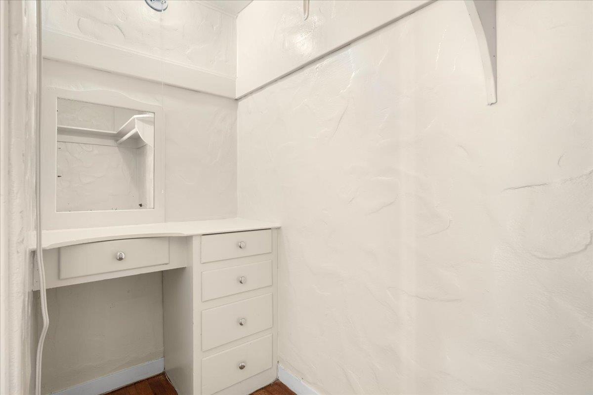 Detail Gallery Image 7 of 27 For 15 Hawthorne Way, San Jose,  CA 95110 - – Beds | – Baths