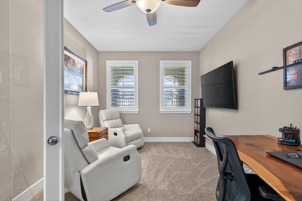 Detail Gallery Image 15 of 70 For 989 Pismo Ct, Hollister,  CA 95023 - 3 Beds | 3 Baths