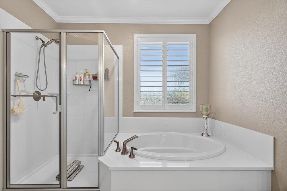 Detail Gallery Image 32 of 70 For 989 Pismo Ct, Hollister,  CA 95023 - 3 Beds | 3 Baths