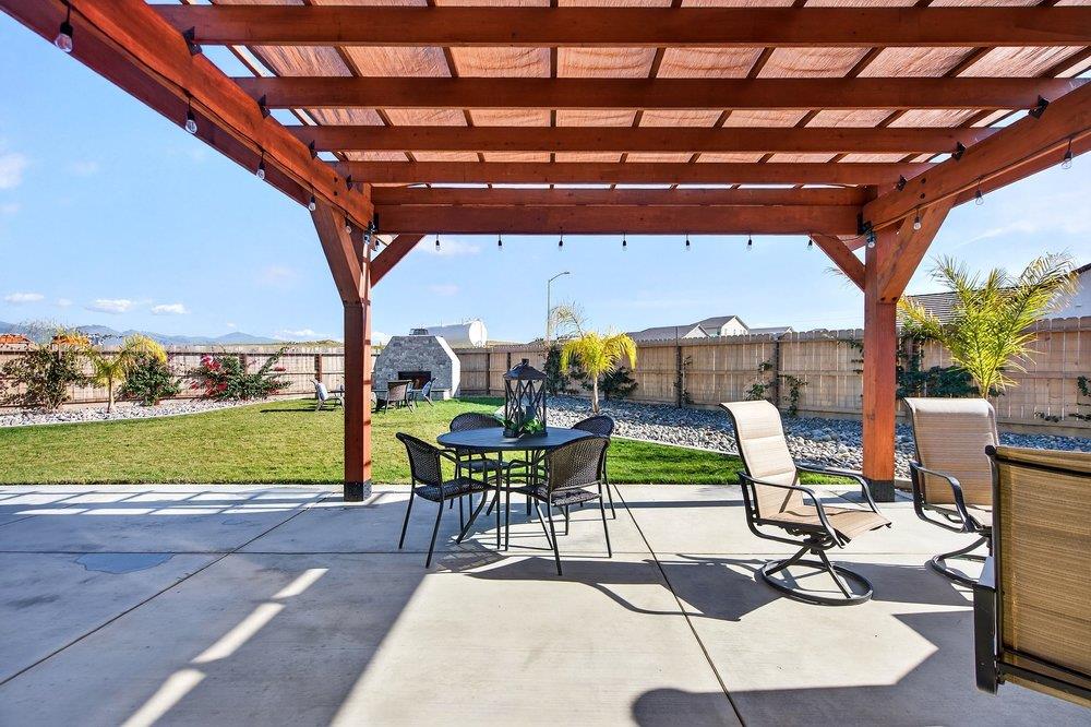 Detail Gallery Image 35 of 70 For 989 Pismo Ct, Hollister,  CA 95023 - 3 Beds | 3 Baths