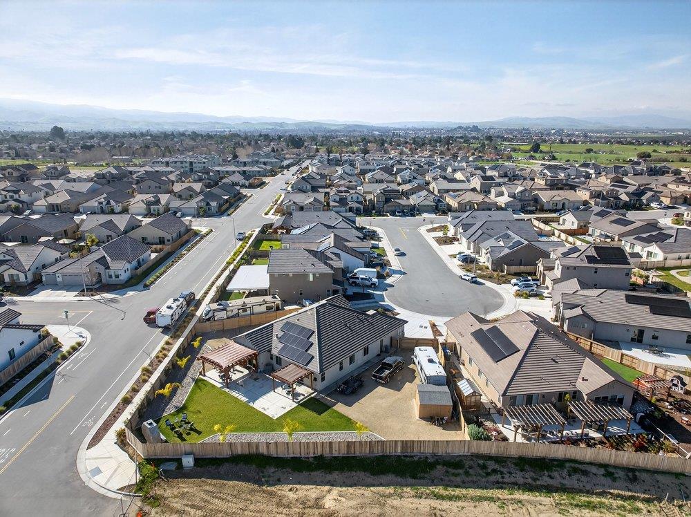 Detail Gallery Image 53 of 70 For 989 Pismo Ct, Hollister,  CA 95023 - 3 Beds | 3 Baths