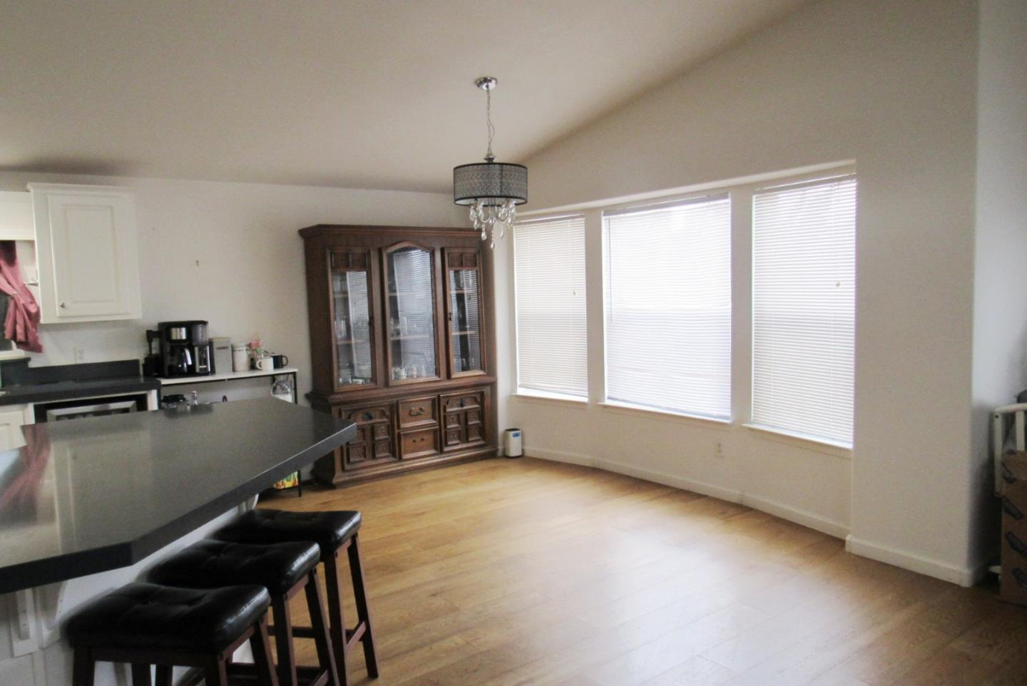 Detail Gallery Image 3 of 27 For 1220 Vienna Dr #510,  Sunnyvale,  CA 94089 - 3 Beds | 2 Baths