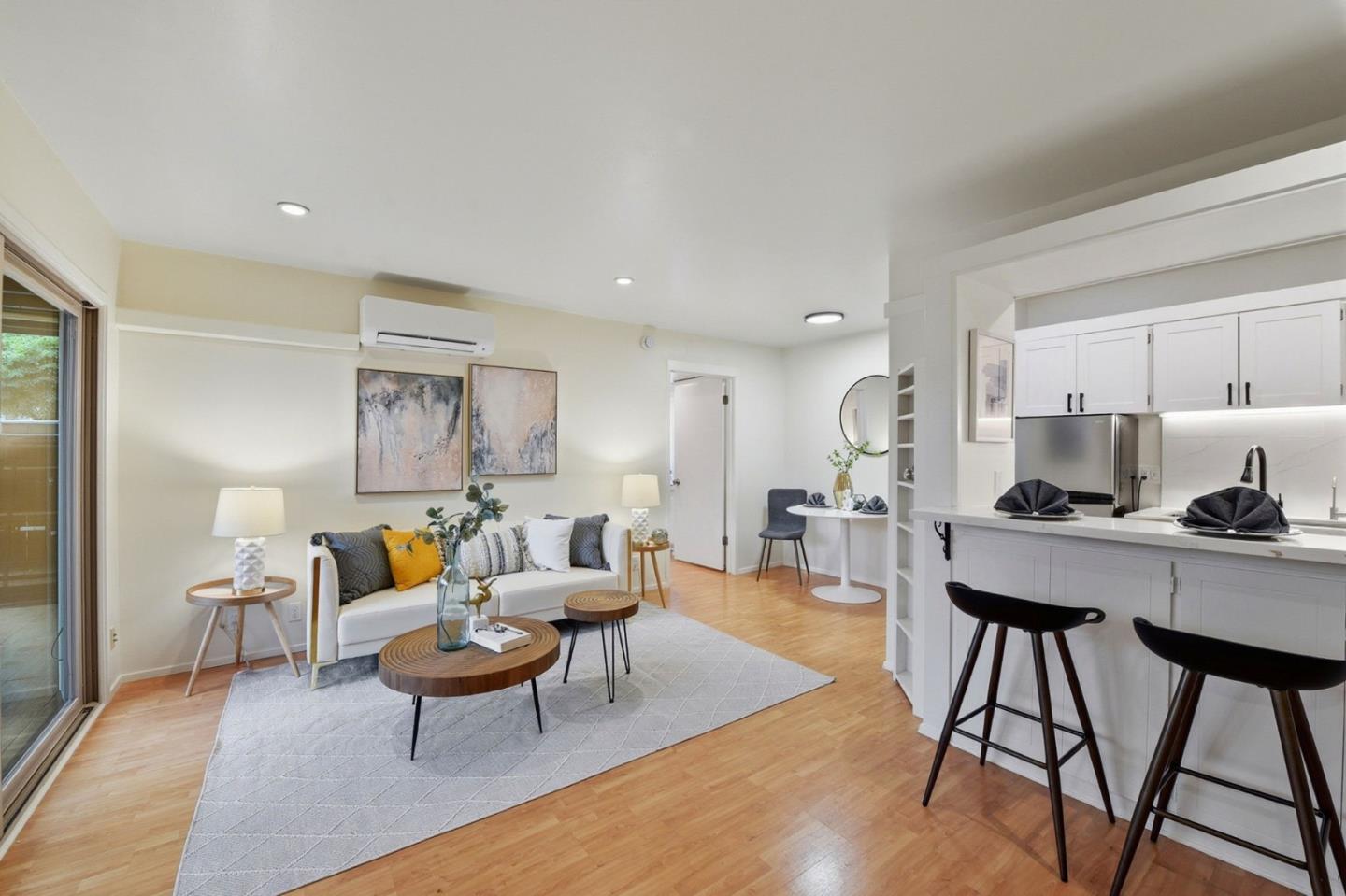 Photo #2: ML82035085 Listing: Photo #2