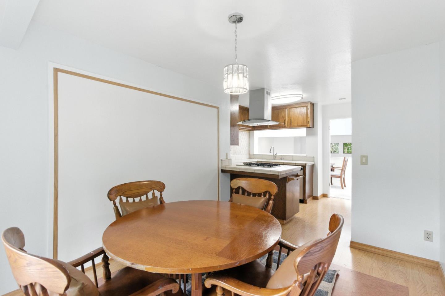 Detail Gallery Image 14 of 26 For 6247 Cabot Ct, Aptos,  CA 95003 - 3 Beds | 3 Baths