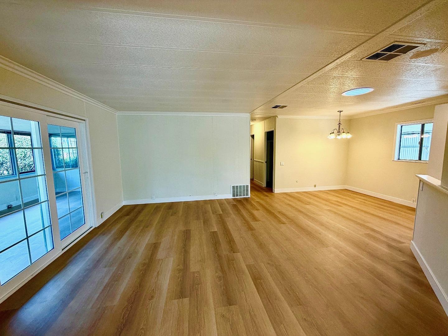 Detail Gallery Image 5 of 28 For 225 Mount Hermon Rd #217,  Scotts Valley,  CA 95066 - 2 Beds | 2 Baths