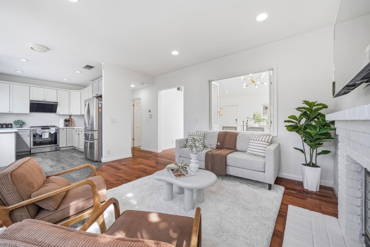 Detail Gallery Image 17 of 56 For 1608 Mission Springs Cir, San Jose,  CA 95131 - 4 Beds | 2/1 Baths