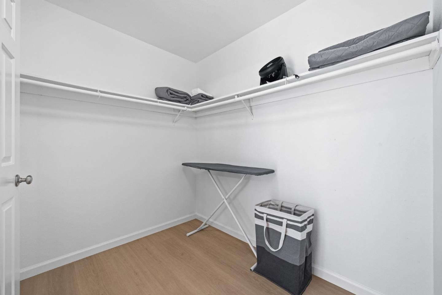 Detail Gallery Image 37 of 56 For 1608 Mission Springs Cir, San Jose,  CA 95131 - 4 Beds | 2/1 Baths