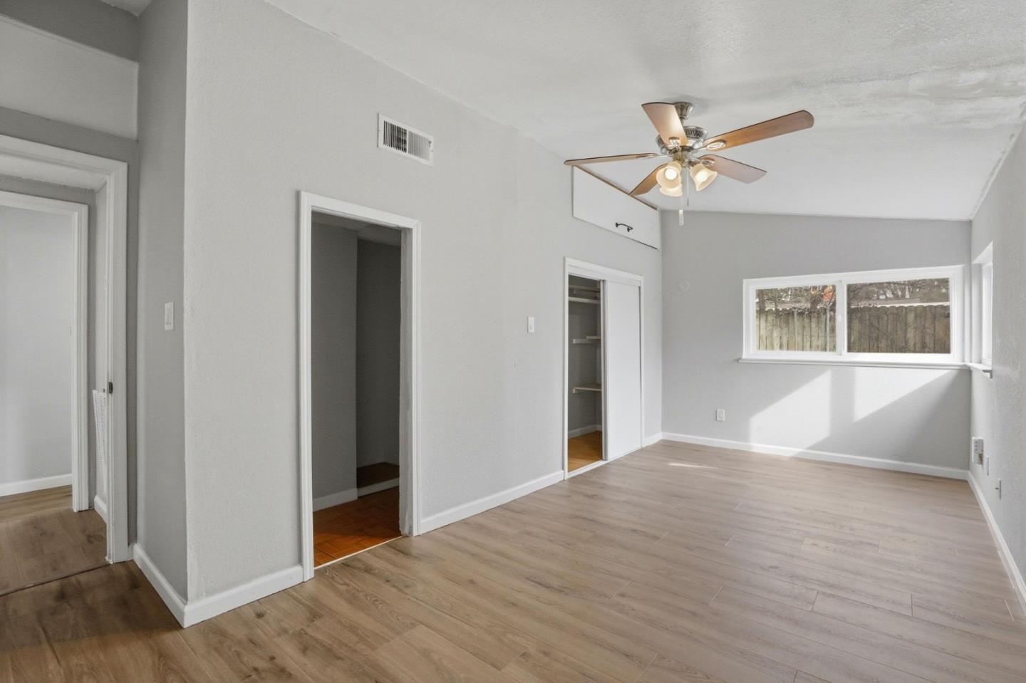 Detail Gallery Image 18 of 40 For 5741 39th St, Sacramento,  CA 95824 - 4 Beds | 3 Baths