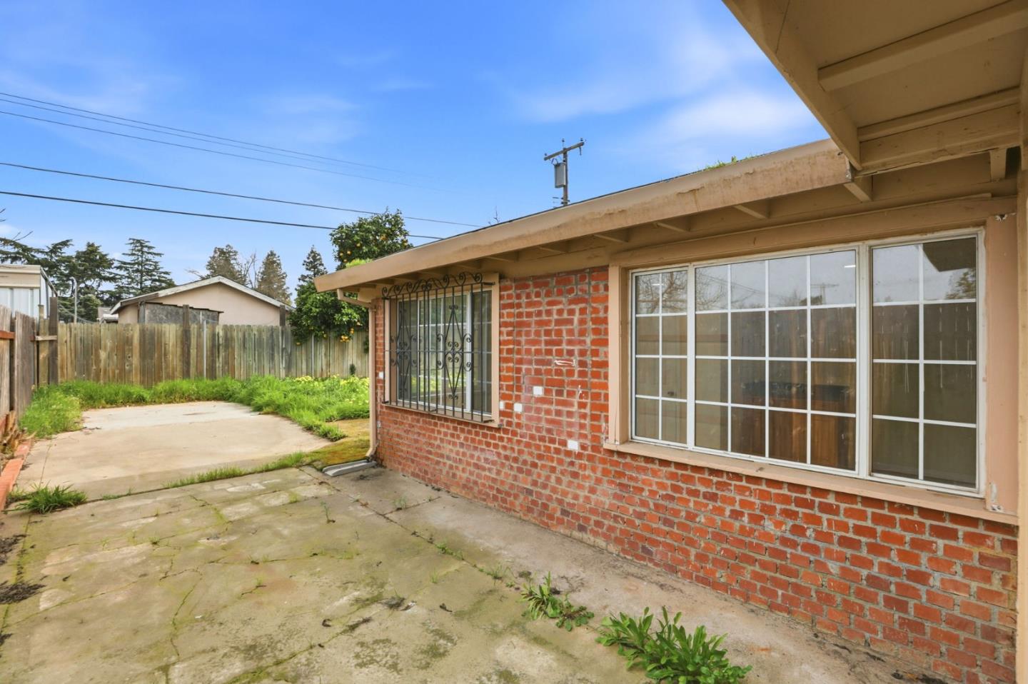 Detail Gallery Image 38 of 40 For 5741 39th St, Sacramento,  CA 95824 - 4 Beds | 3 Baths