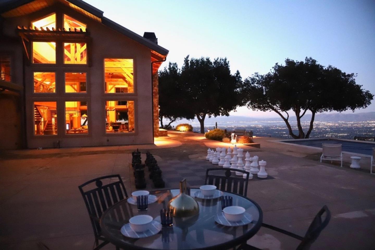 Detail Gallery Image 18 of 81 For 15060 Montebello Rd, Cupertino,  CA 95014 - 3 Beds | 3 Baths