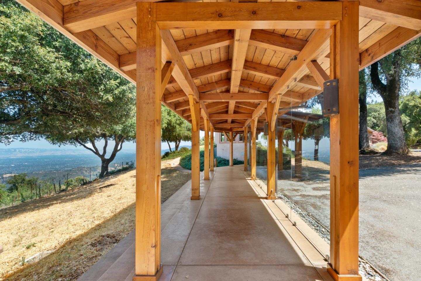 Detail Gallery Image 37 of 81 For 15060 Montebello Rd, Cupertino,  CA 95014 - 3 Beds | 3 Baths