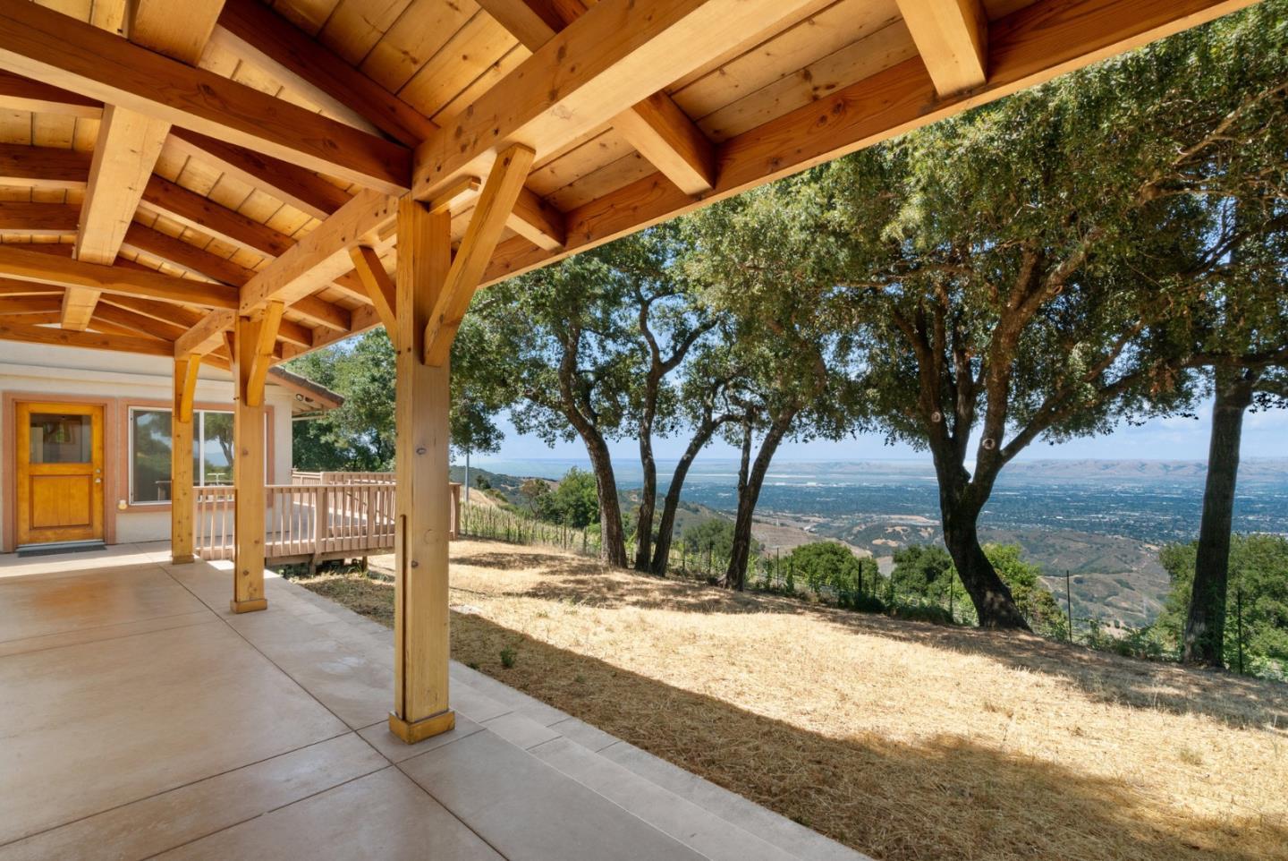 Detail Gallery Image 38 of 81 For 15060 Montebello Rd, Cupertino,  CA 95014 - 3 Beds | 3 Baths