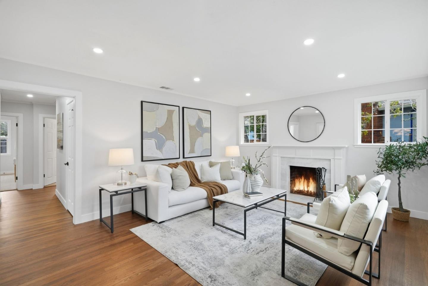 Detail Gallery Image 3 of 28 For 745 Birch Ave, San Mateo,  CA 94402 - 3 Beds | 1 Baths