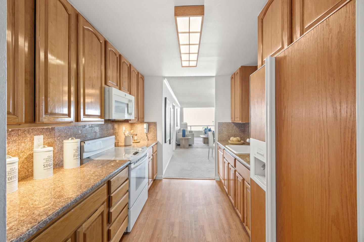 Detail Gallery Image 11 of 23 For 360 Vallejo Dr #105,  Millbrae,  CA 94030 - 3 Beds | 2 Baths