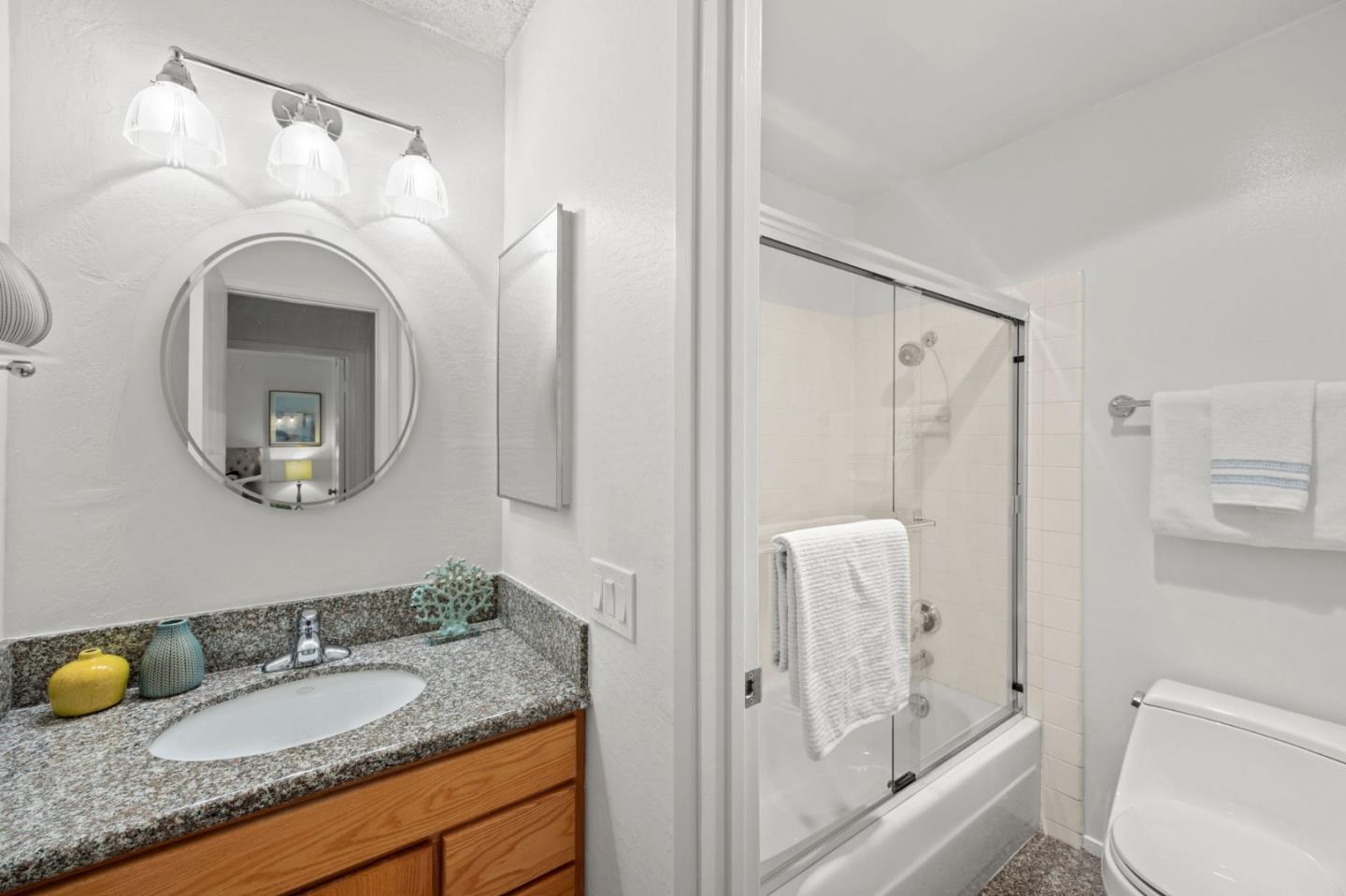 Detail Gallery Image 17 of 23 For 360 Vallejo Dr #105,  Millbrae,  CA 94030 - 3 Beds | 2 Baths