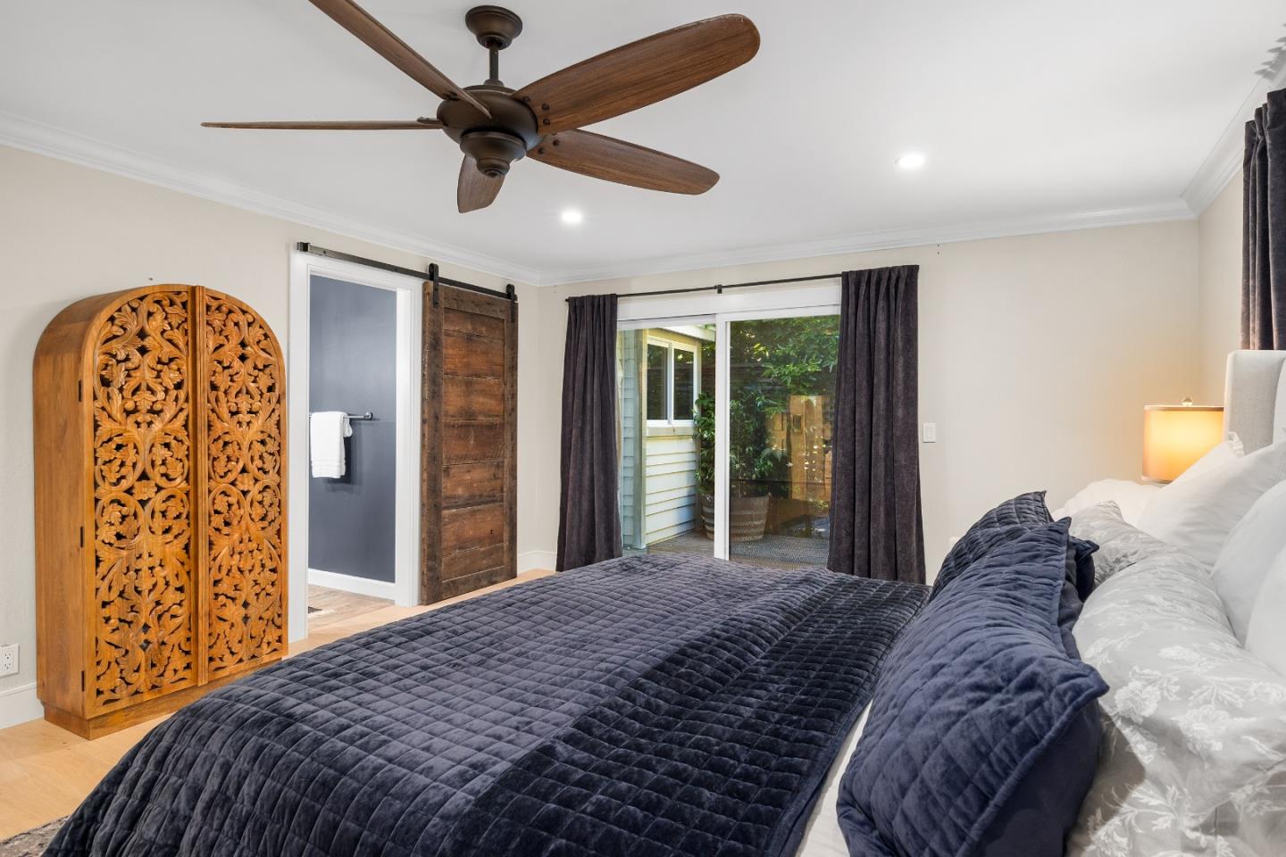 Detail Gallery Image 35 of 43 For 101 Endlich Dr, Santa Cruz,  CA 95060 - 5 Beds | 3/1 Baths