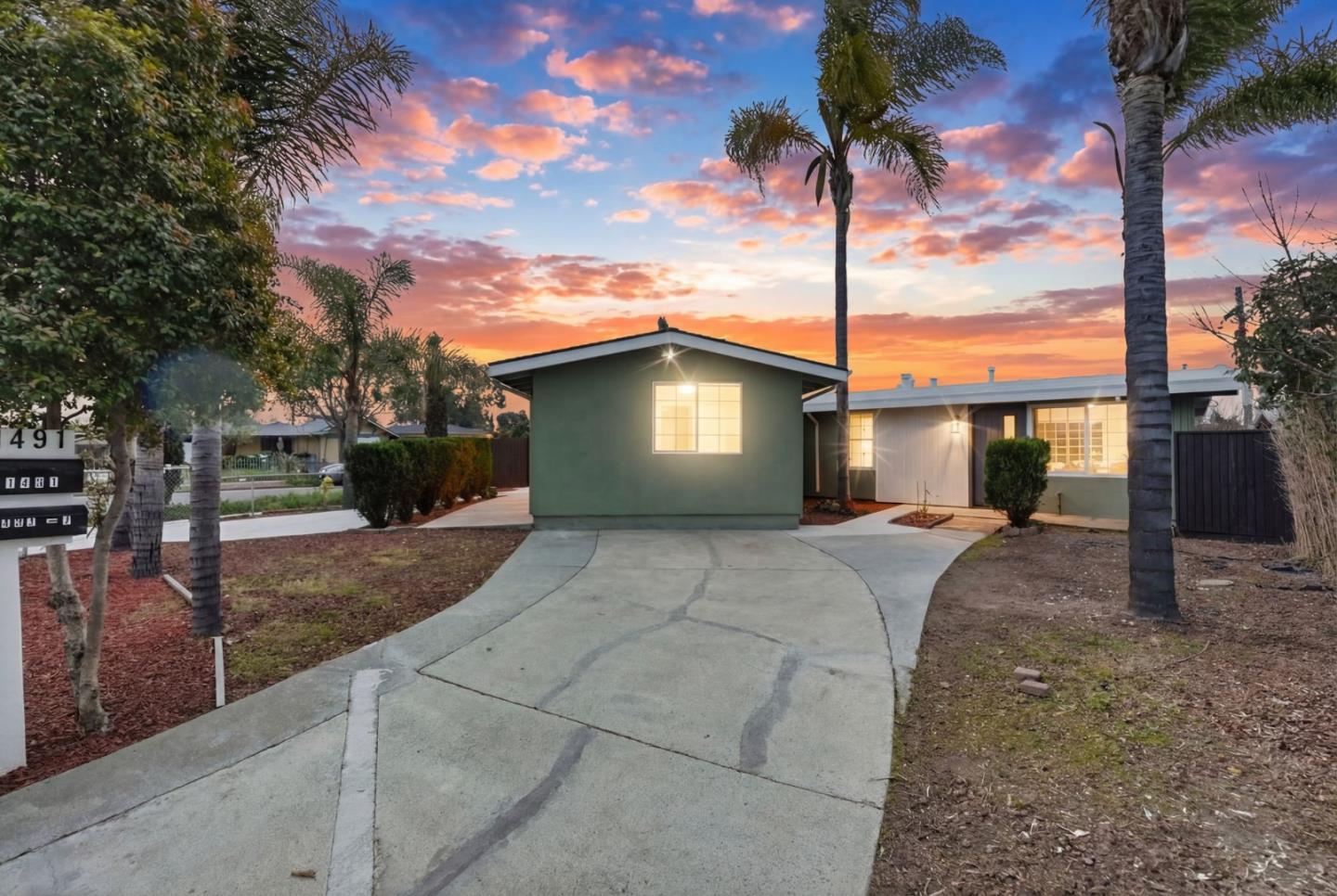 Detail Gallery Image 3 of 54 For 1491 Cliffwood Dr, San Jose,  CA 95122 - 3 Beds | 1 Baths