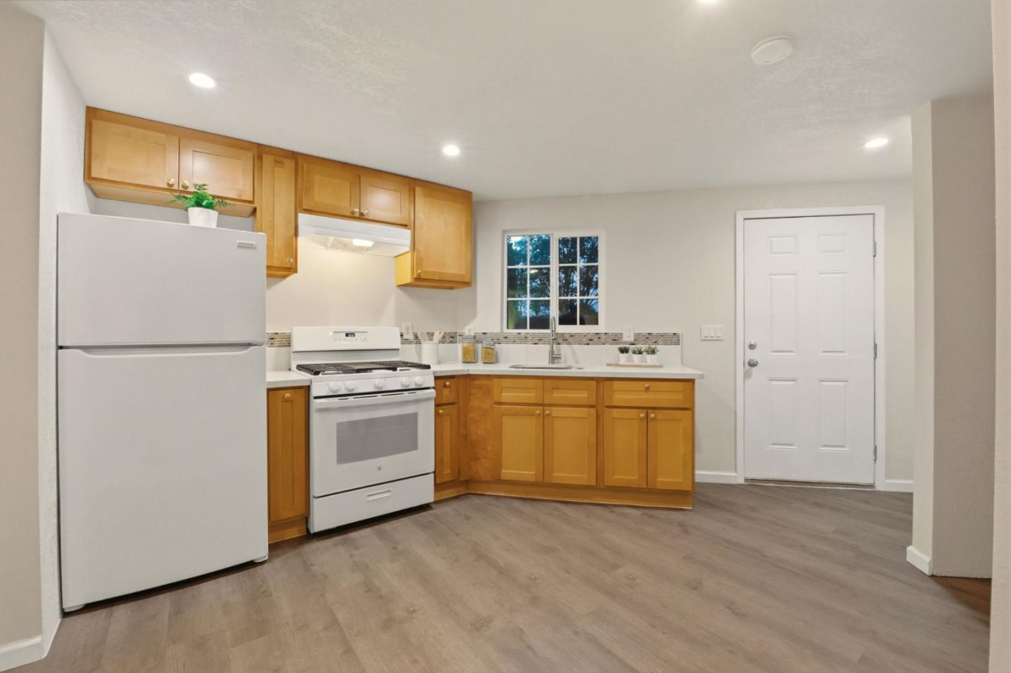 Detail Gallery Image 32 of 54 For 1491 Cliffwood Dr, San Jose,  CA 95122 - 3 Beds | 1 Baths