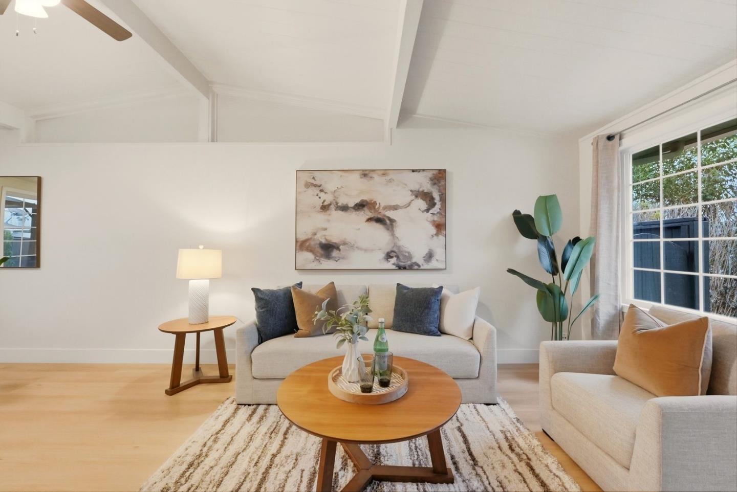 Detail Gallery Image 4 of 54 For 1491 Cliffwood Dr, San Jose,  CA 95122 - 3 Beds | 1 Baths