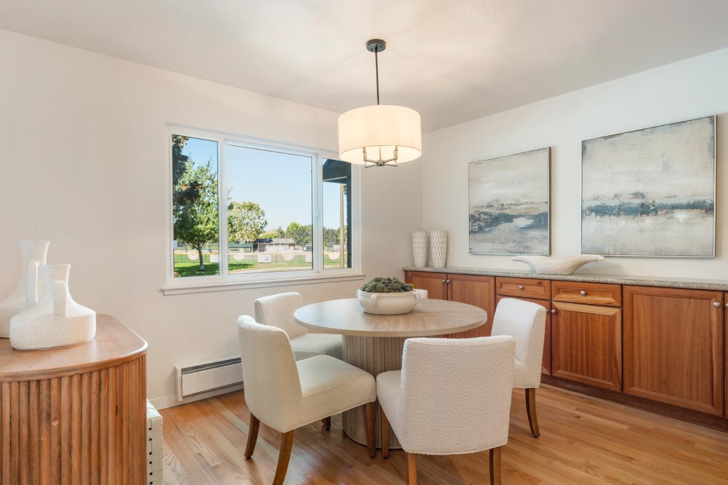 Detail Gallery Image 6 of 14 For 461 Burgess Dr #4,  Menlo Park,  CA 94025 - 2 Beds | 2 Baths