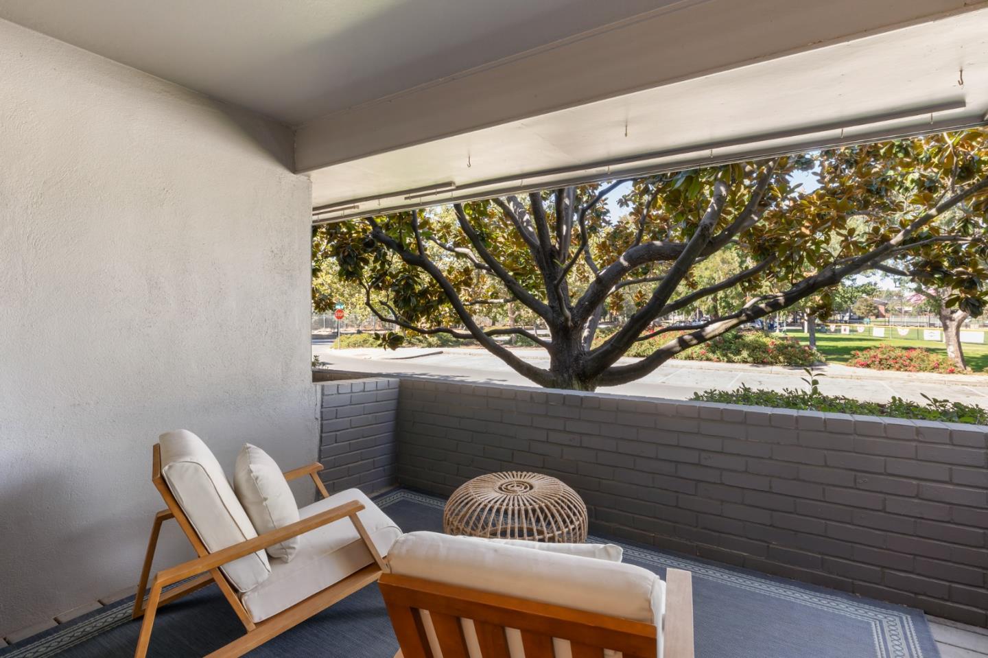 Detail Gallery Image 7 of 14 For 461 Burgess Dr #4,  Menlo Park,  CA 94025 - 2 Beds | 2 Baths