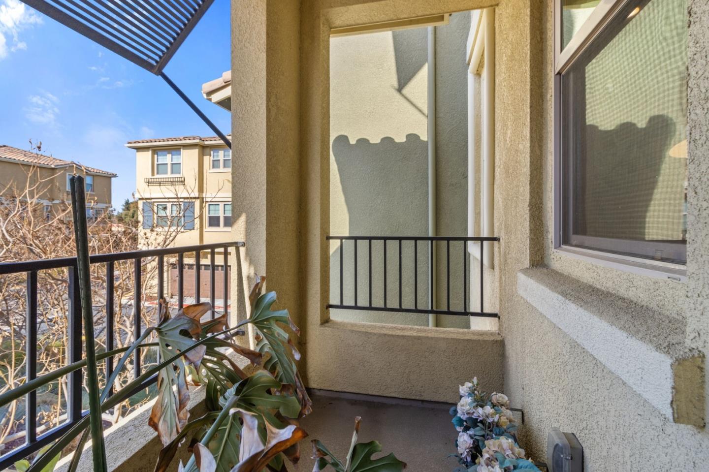 Detail Gallery Image 18 of 24 For 651 Cinnamon, Mountain View,  CA 94043 - 2 Beds | 2 Baths
