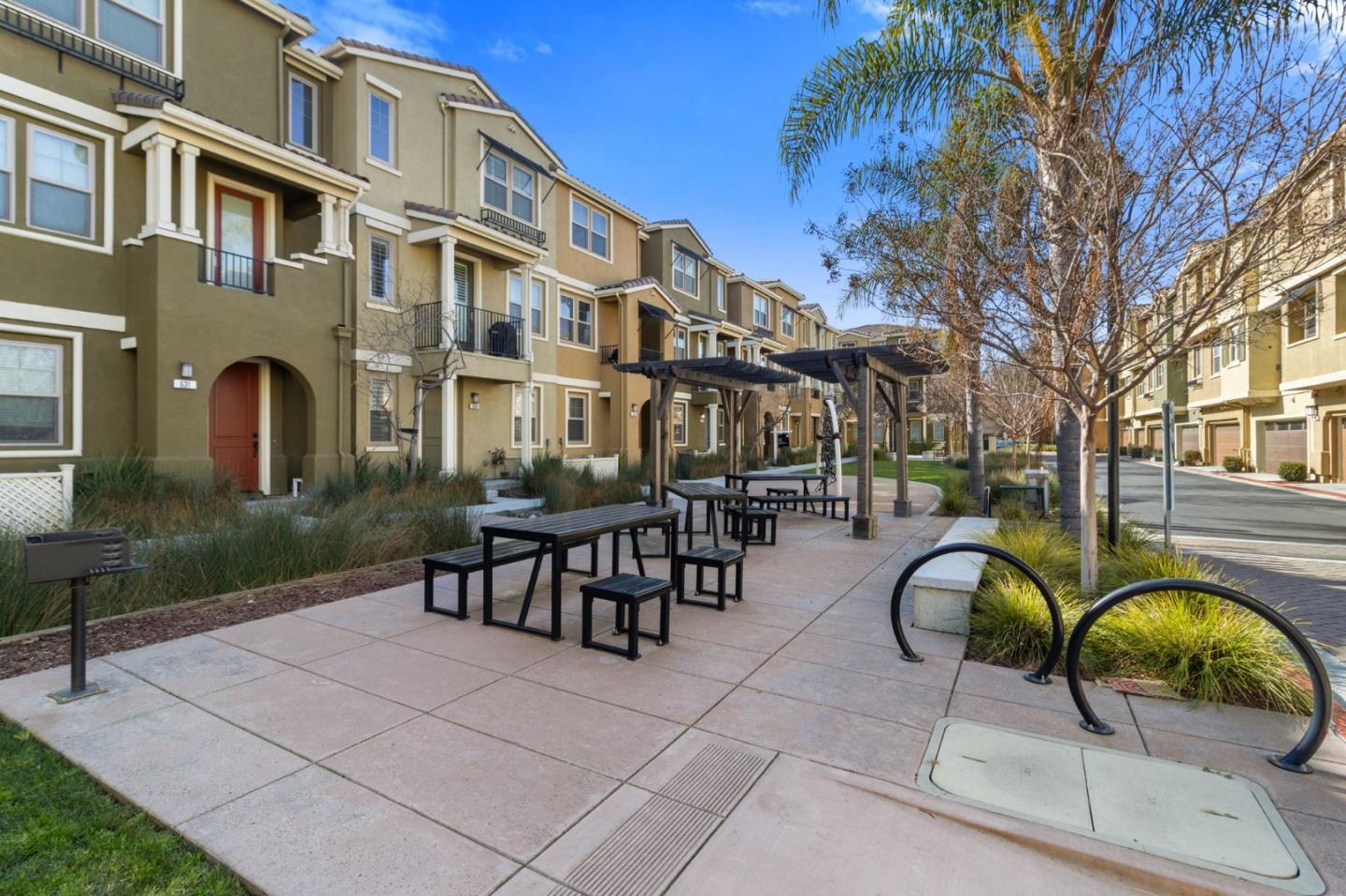 Detail Gallery Image 20 of 24 For 651 Cinnamon, Mountain View,  CA 94043 - 2 Beds | 2 Baths