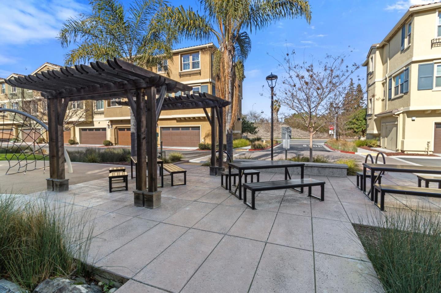 Detail Gallery Image 21 of 24 For 651 Cinnamon, Mountain View,  CA 94043 - 2 Beds | 2 Baths