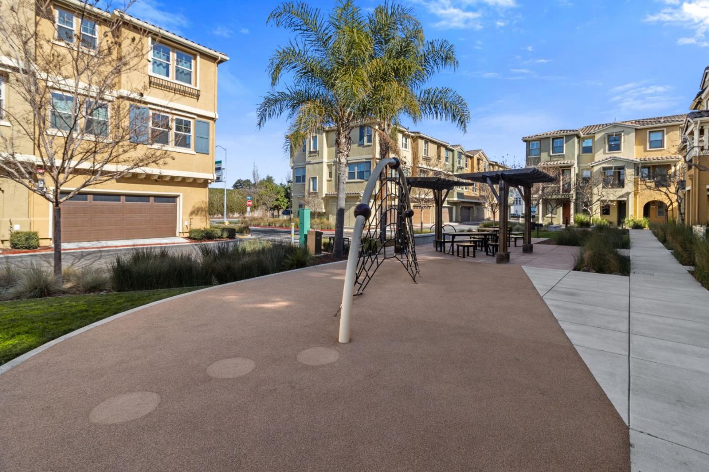 Detail Gallery Image 23 of 24 For 651 Cinnamon, Mountain View,  CA 94043 - 2 Beds | 2 Baths