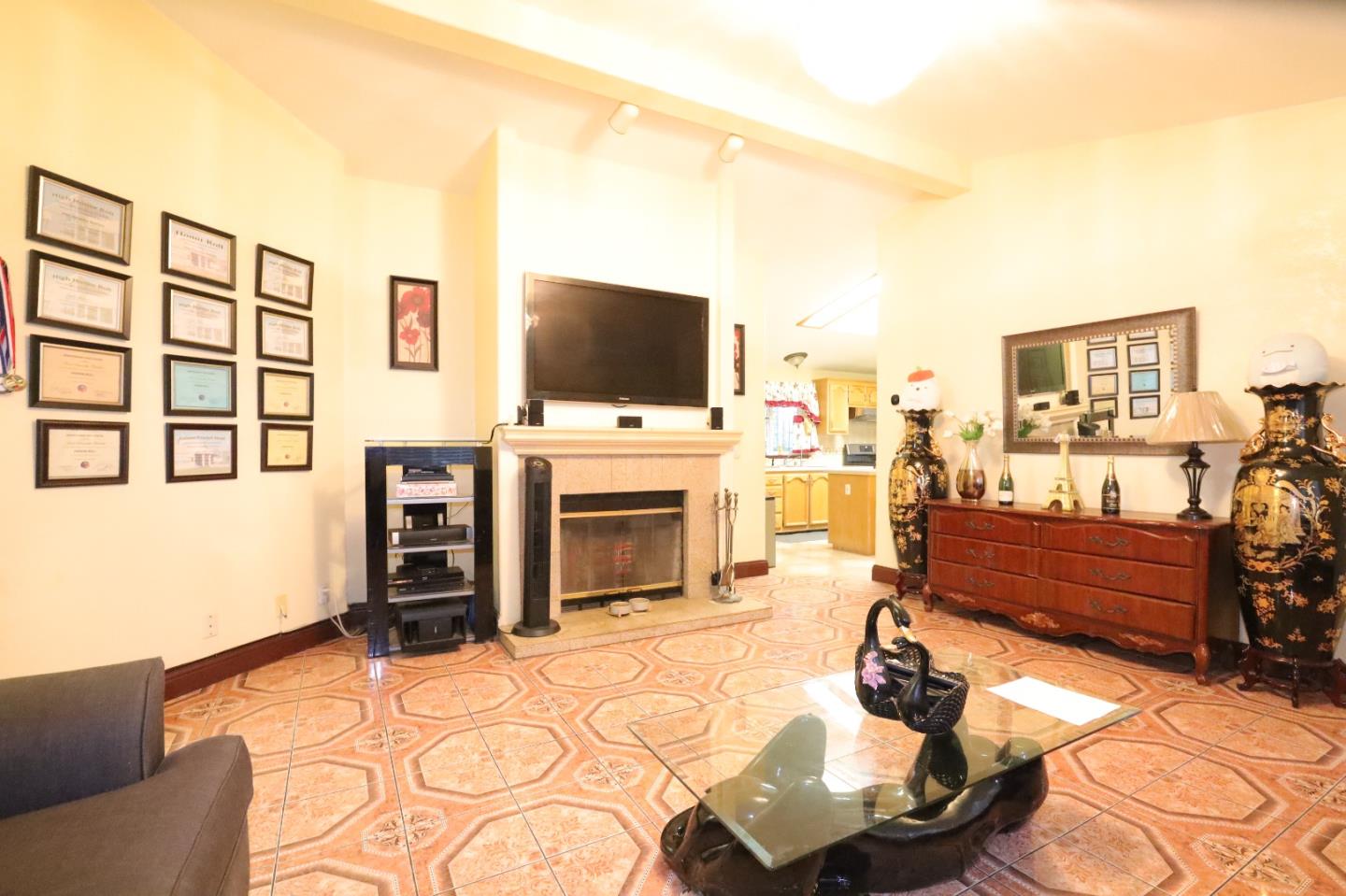 Detail Gallery Image 12 of 36 For 2151 Oakland Rd #412,  San Jose,  CA 95131 - 3 Beds | 2 Baths