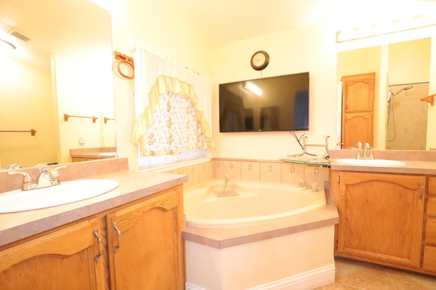 Detail Gallery Image 32 of 36 For 2151 Oakland Rd #412,  San Jose,  CA 95131 - 3 Beds | 2 Baths