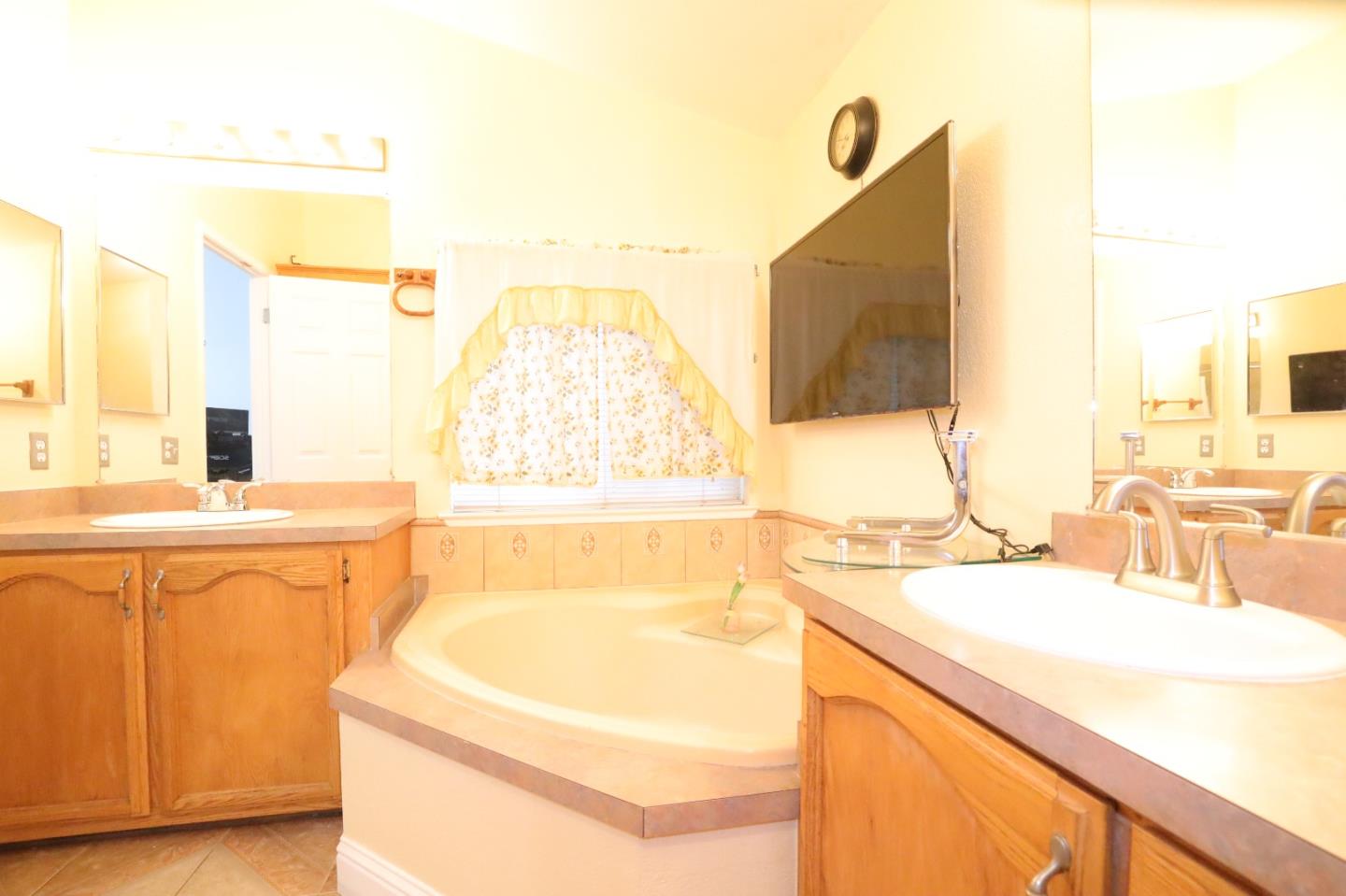 Detail Gallery Image 34 of 36 For 2151 Oakland Rd #412,  San Jose,  CA 95131 - 3 Beds | 2 Baths