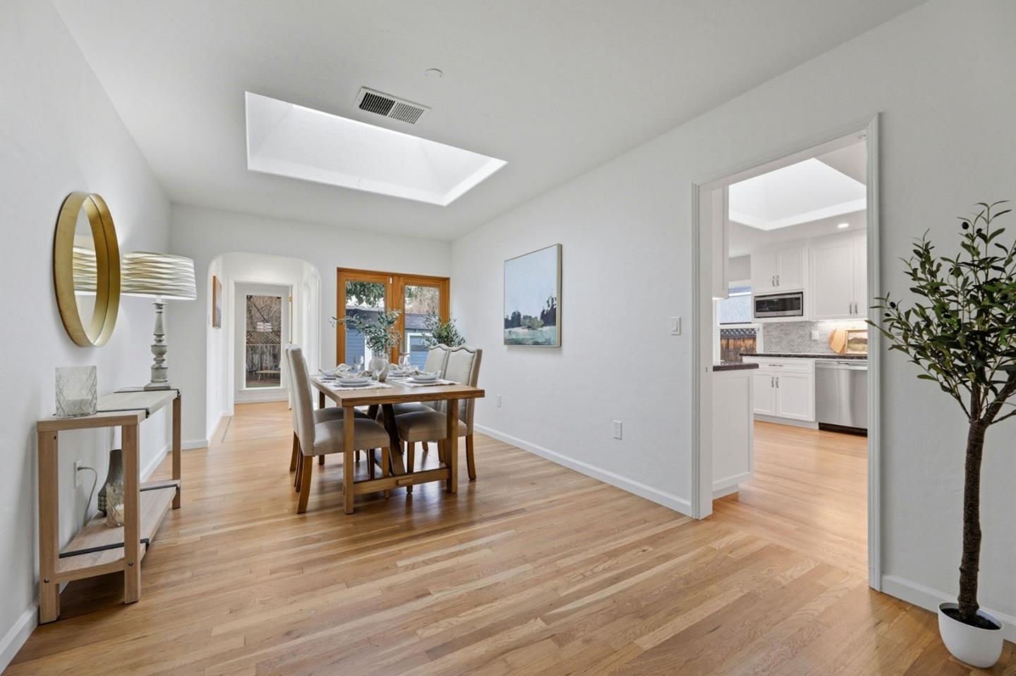 Detail Gallery Image 14 of 29 For 1127 Pascoe Ave, San Jose,  CA 95125 - 3 Beds | 2 Baths