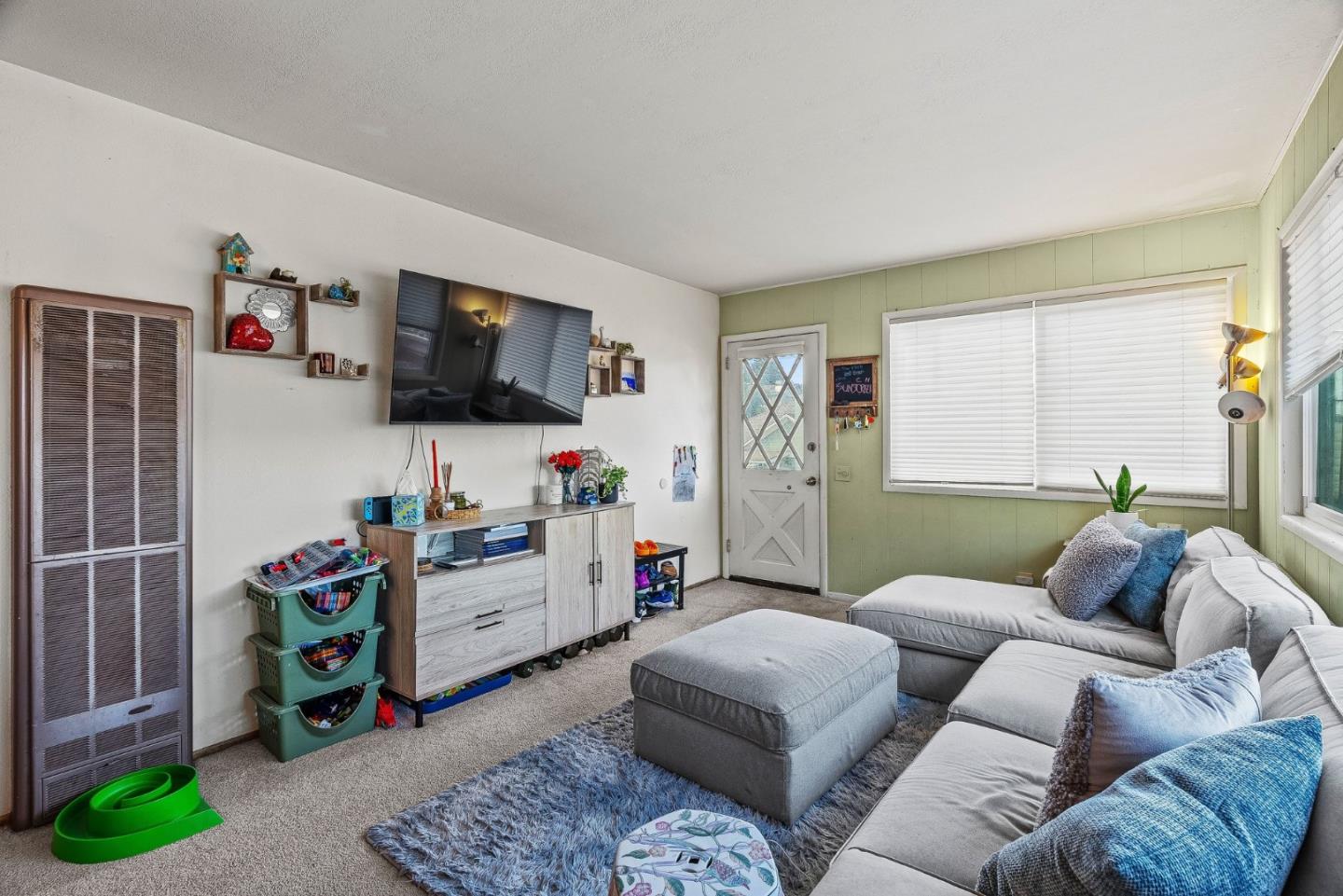 Detail Gallery Image 7 of 44 For 301 7th St, Pacific Grove,  CA 93950 - – Beds | – Baths